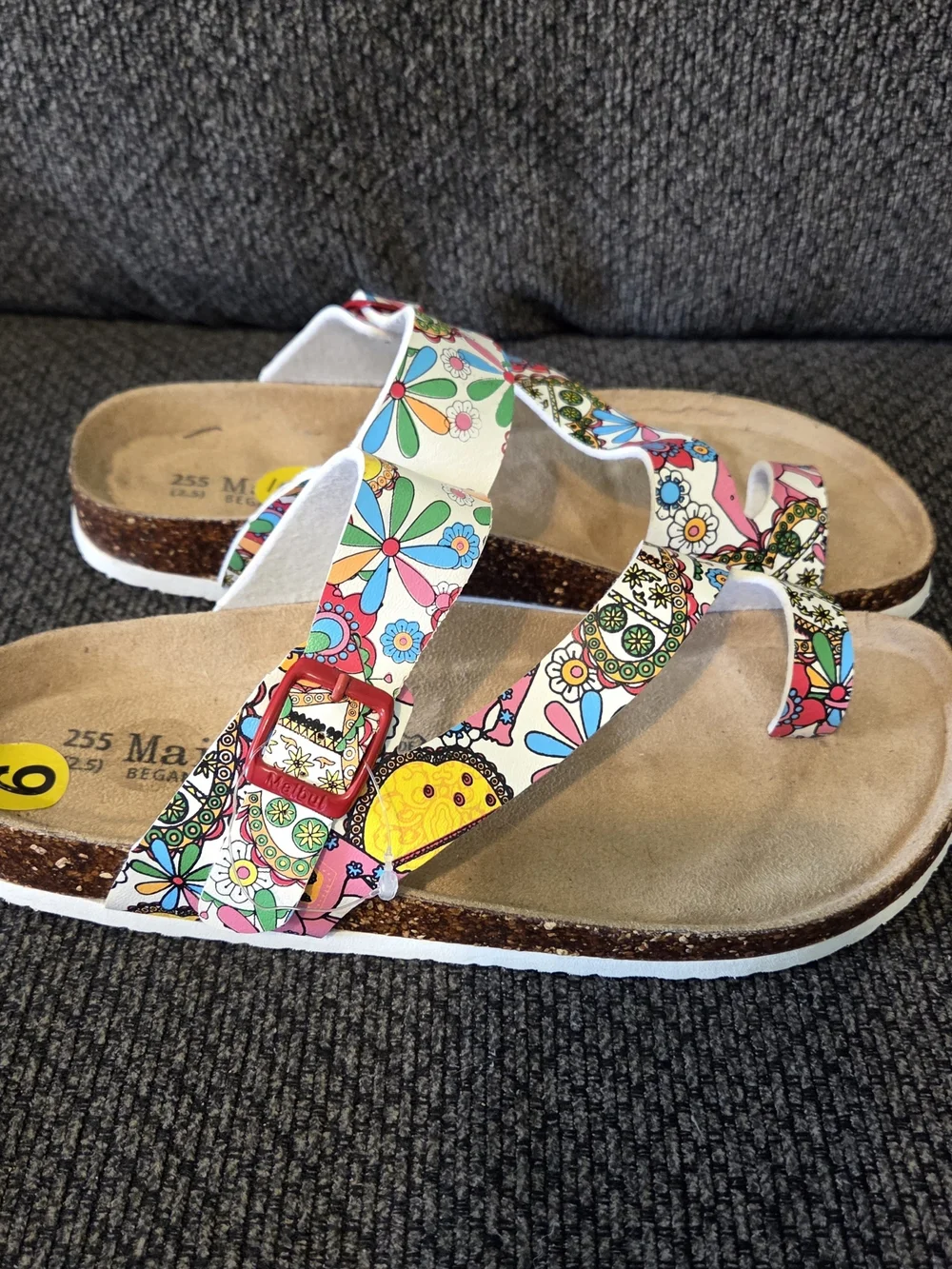 Maibulun Signature T-Strap White Floral Footbed Thong Flip Flop Sandals Size 9